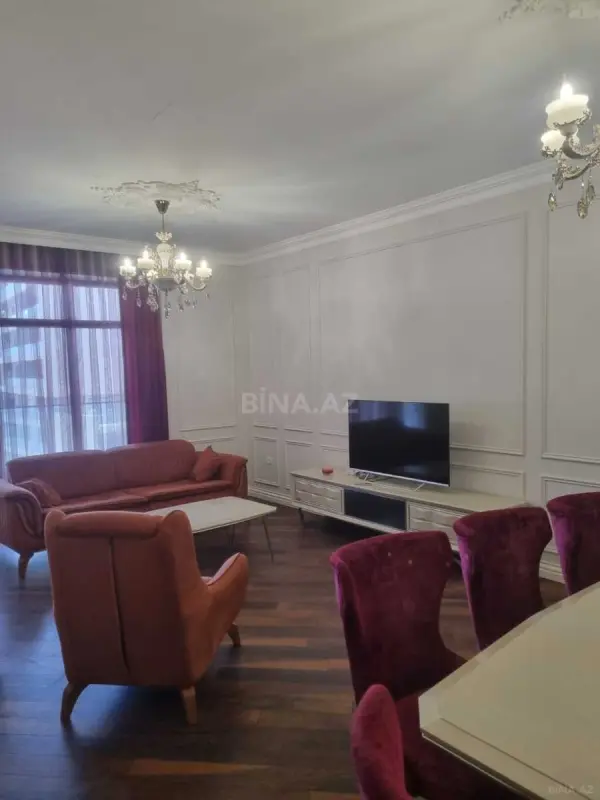 Kirayə verilir 3 otaqlı mənzil 150 m²