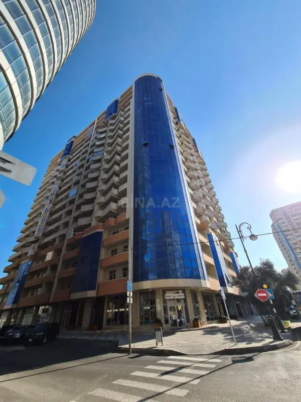 Kirayə verilir 3 otaqlı mənzil 120 m²