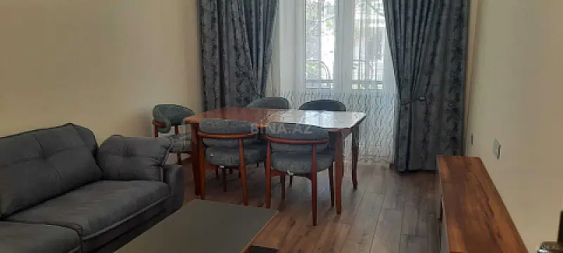 Kirayə verilir 4 otaqlı mənzil 110 m² — Bakı 4 otaq 110.00 m²