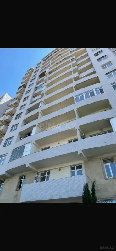 Satılır 3 otaqlı mənzil 155 m²