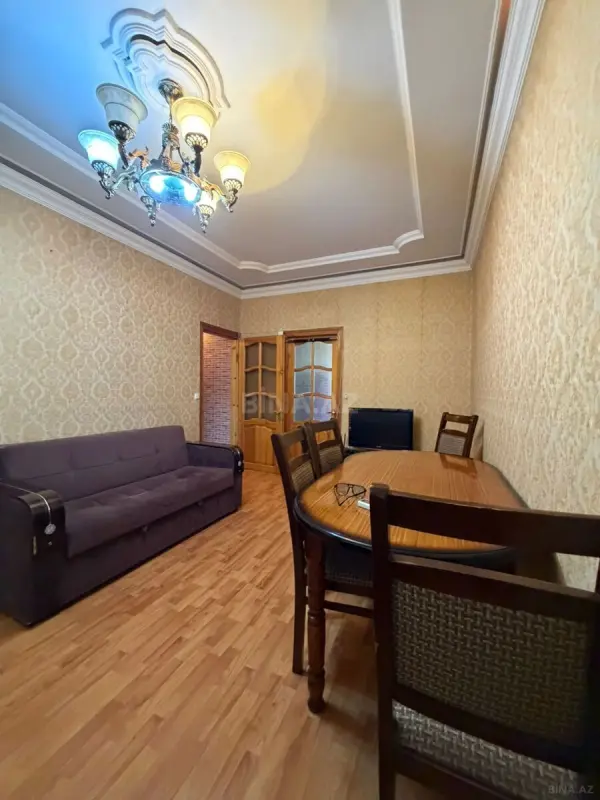 Kirayə verilir 2 otaqlı mənzil 55 m²