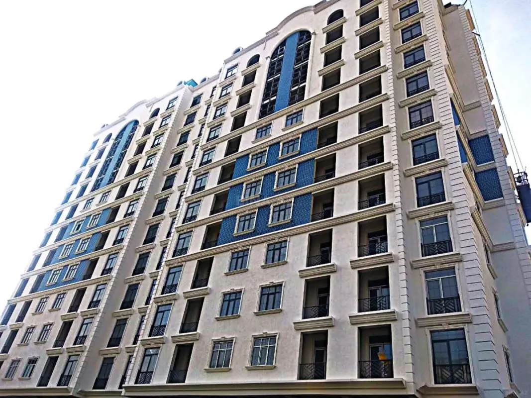 Satılır 2 otaqlı mənzil 67 m²