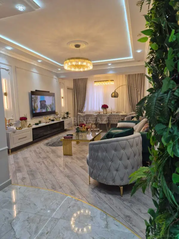 Satılır 3 otaqlı mənzil 107 m²