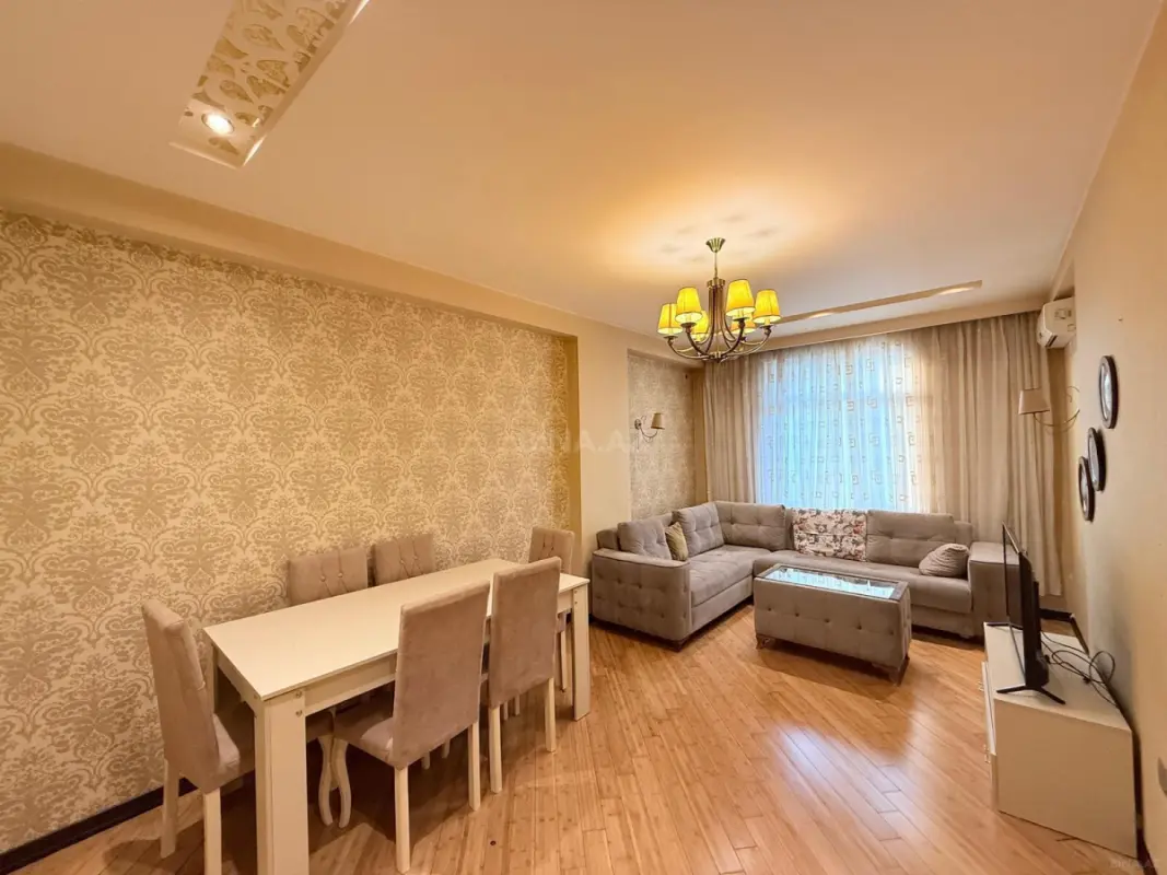 Satılır 2 otaqlı mənzil 59 m²