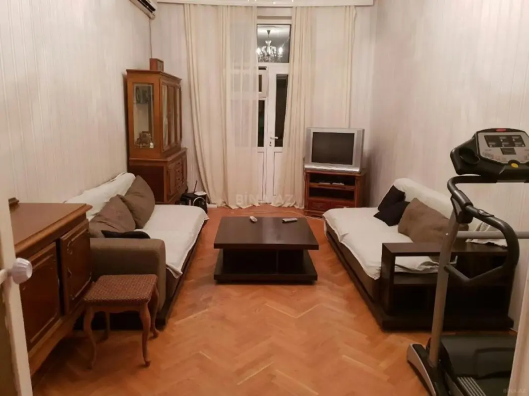 Kirayə verilir 2 otaqlı mənzil 50 m²