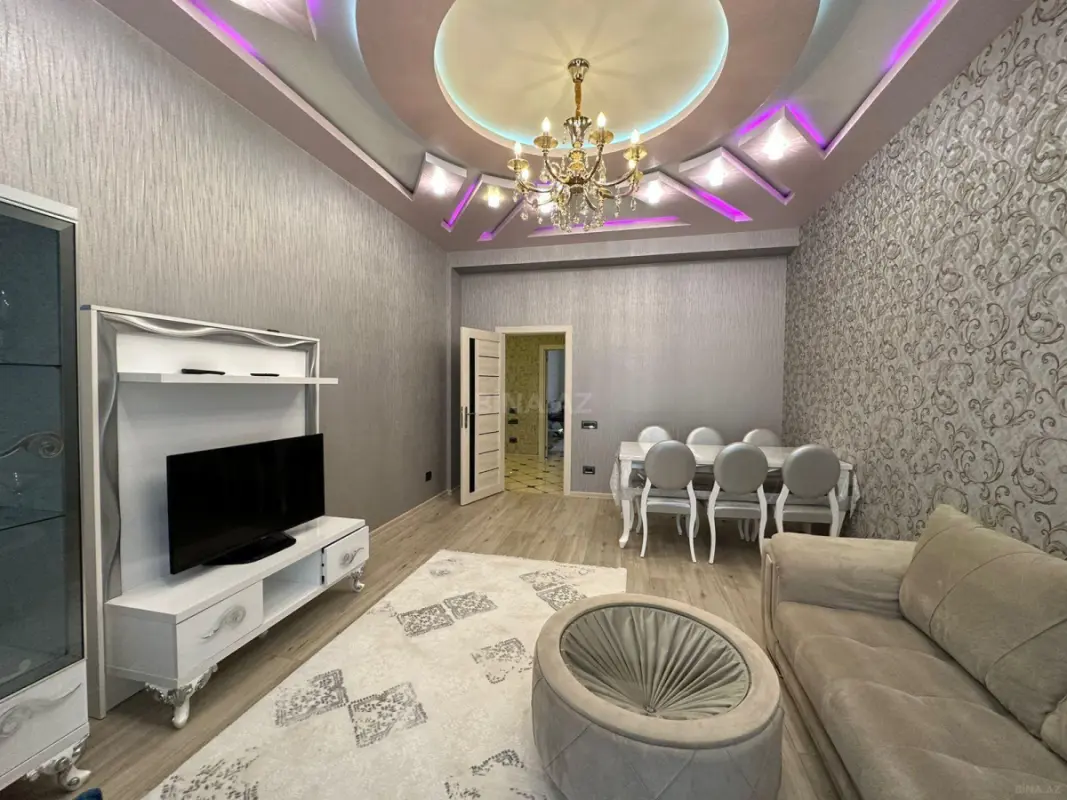 Kirayə verilir 2 otaqlı mənzil 100 m²
