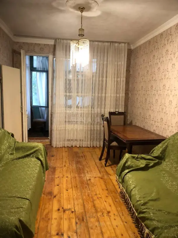 Kirayə verilir 2 otaqlı mənzil 45 m²
