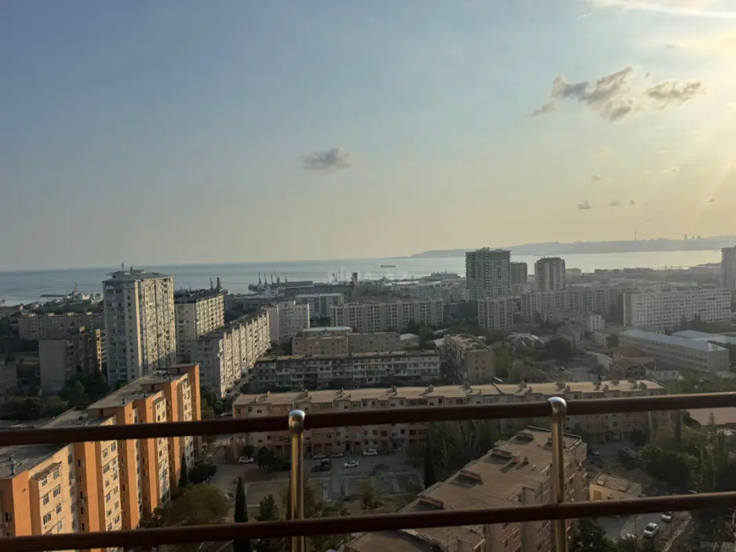 Kirayə verilir 2 otaqlı mənzil 80 m²