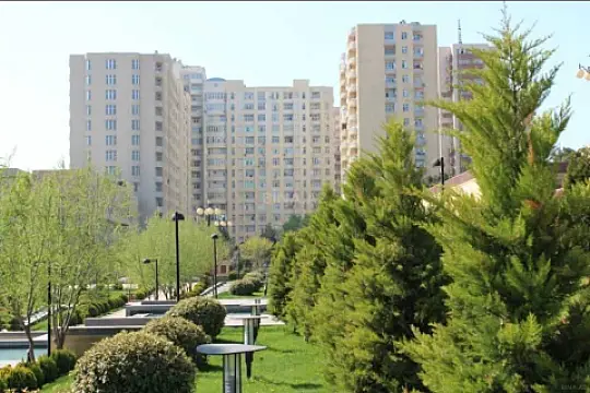 Satılır 4 otaqlı mənzil 203 m² — Bakı 4 otaq 203.00 m²