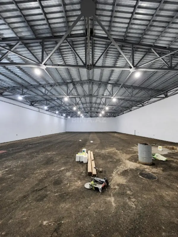 Kirayə verilir obyekt 750 m²