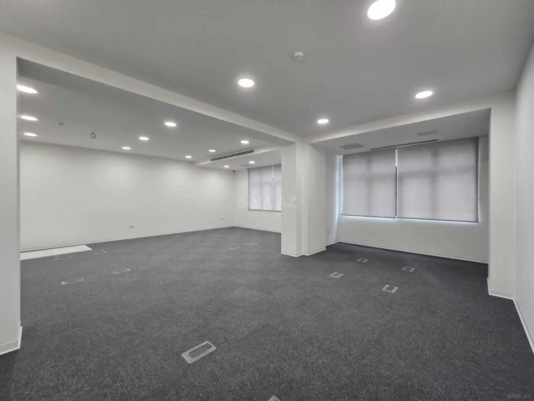 Kirayə verilir 2 otaqlı ofis 140 m²
