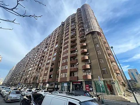 Kirayə verilir 4 otaqlı mənzil 147 m² — Bakı, Xətai 4 otaq 147.00 m²