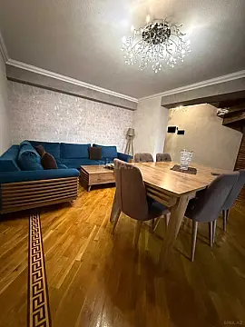 Satılır 3 otaqlı mənzil 135 m² — Bakı, Həzi Aslanov qəs. 3 otaq 135.00 m²