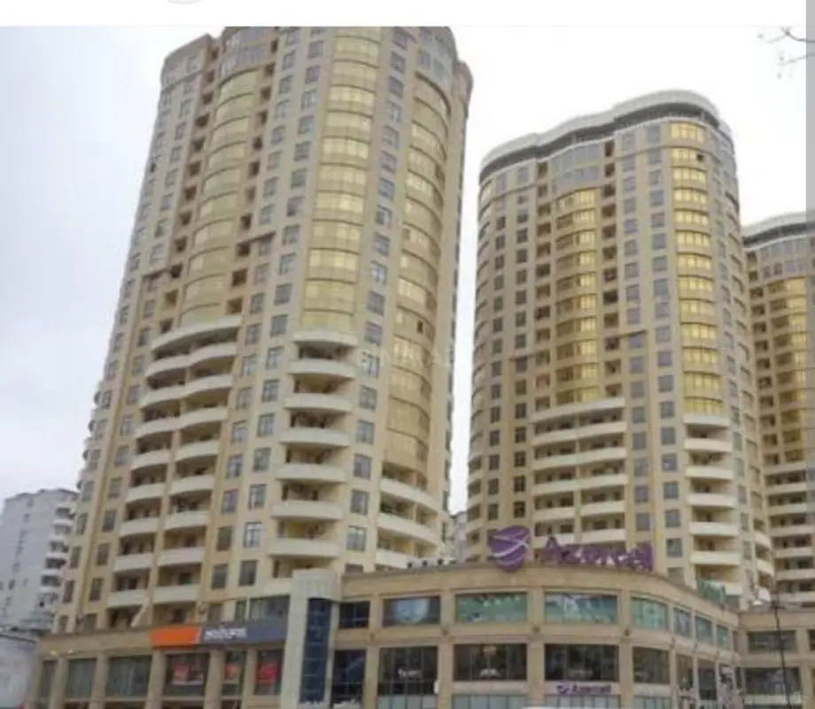 Kirayə verilir 5 otaqlı ofis 226 m²