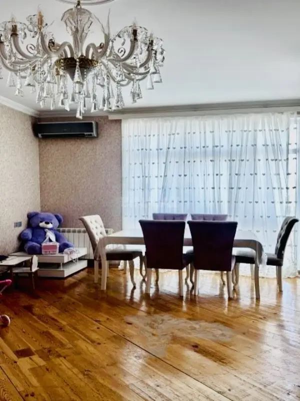 Satılır 2 otaqlı mənzil 85 m²