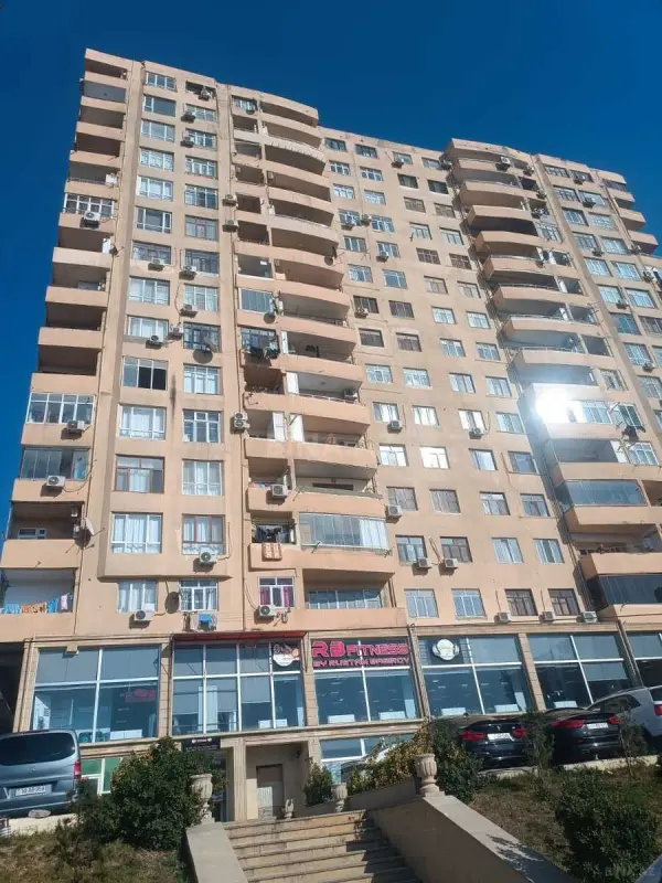 Satılır 2 otaqlı mənzil 80 m²