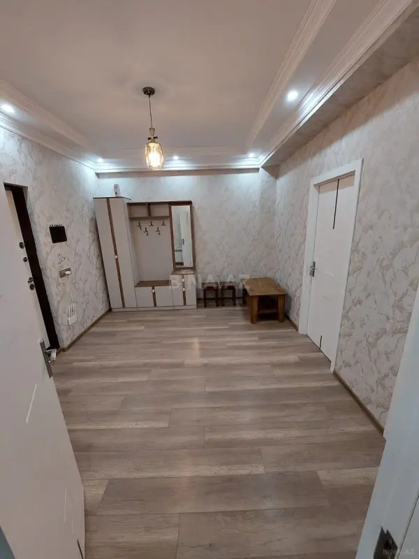 Kirayə verilir 2 otaqlı mənzil 58 m²