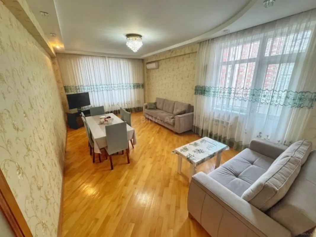 Satılır 3 otaqlı mənzil 100 m²