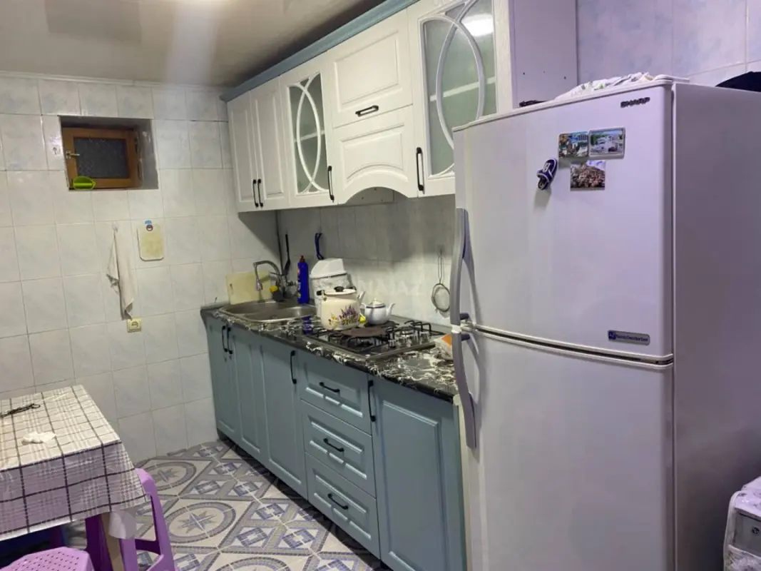 Kirayə verilir 5 otaqlı mənzil 145 m²