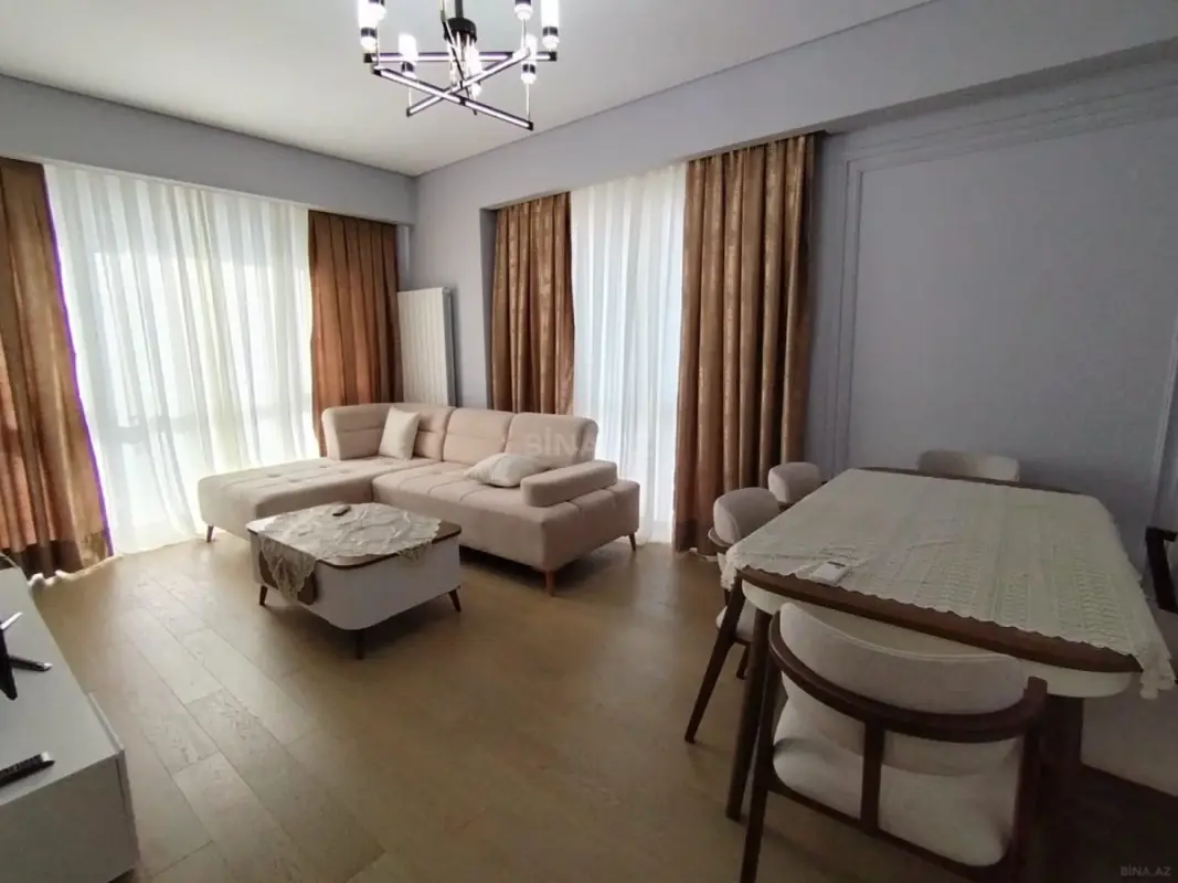 Kirayə verilir 3 otaqlı mənzil 100 m²
