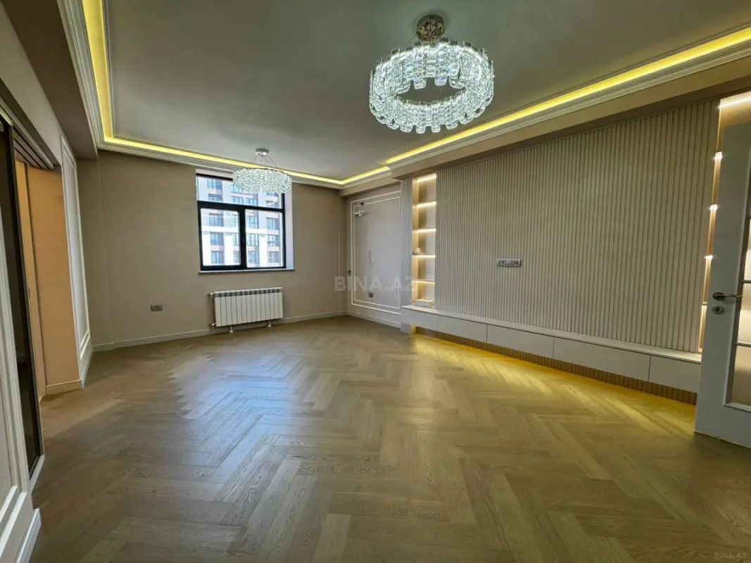Satılır 3 otaqlı mənzil 114 m²