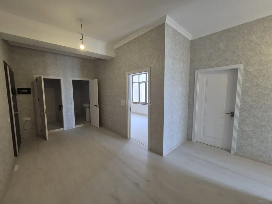 Satılır 2 otaqlı mənzil 84 m²