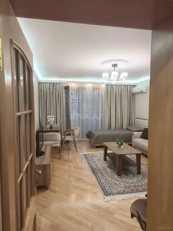 Kirayə verilir 2 otaqlı mənzil 43 m²