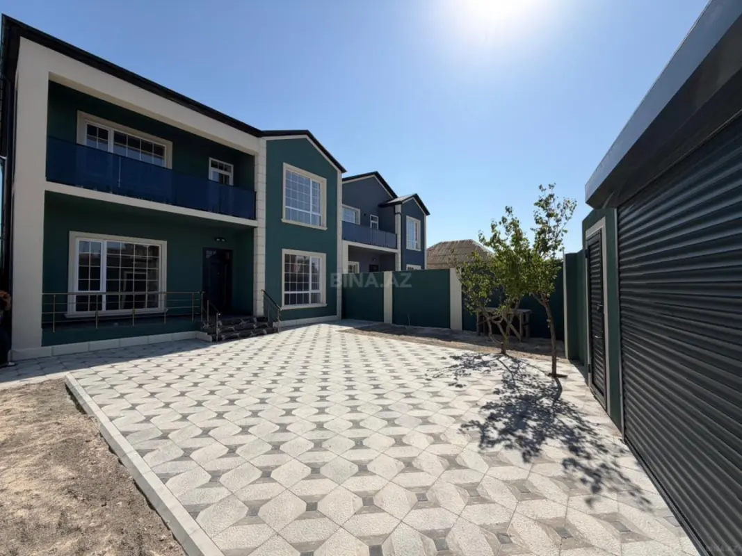 Satılır 4 otaqlı həyət evi 180 m²