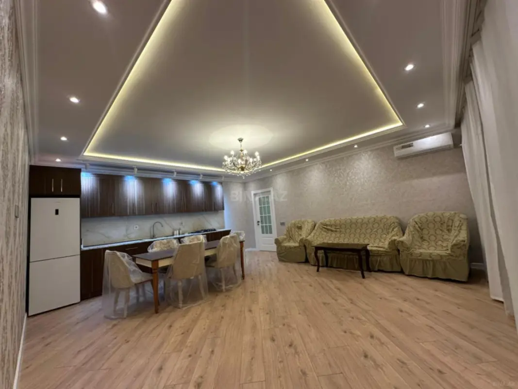 Satılır 3 otaqlı mənzil 102 m²