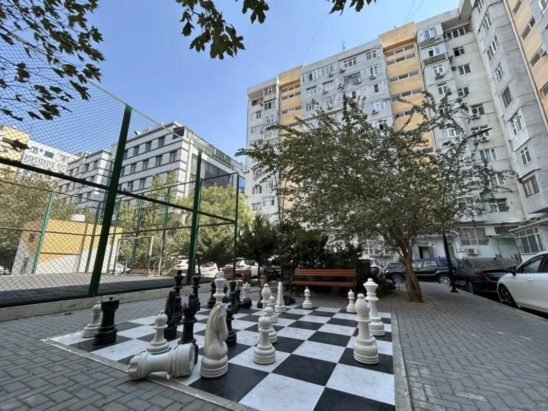 Satılır 1 otaqlı mənzil 40 m²