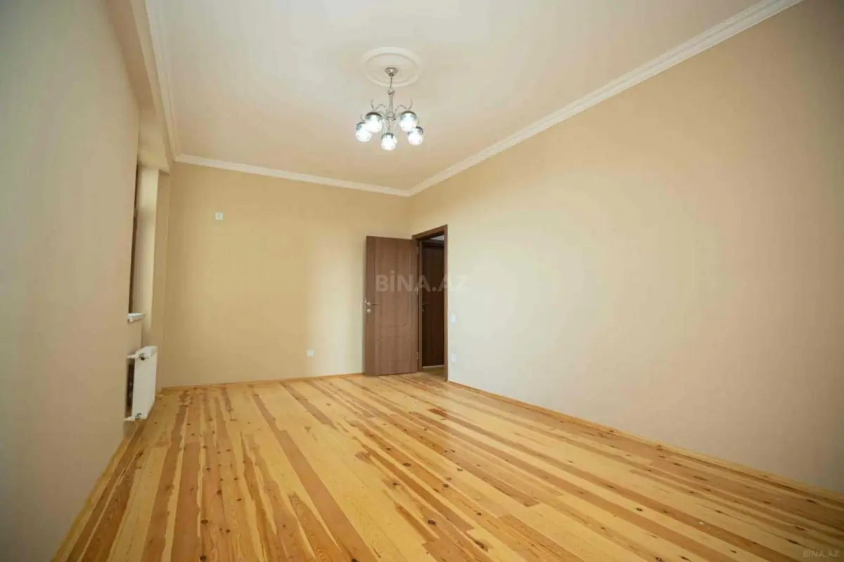 Satılır 4 otaqlı mənzil 88 m²