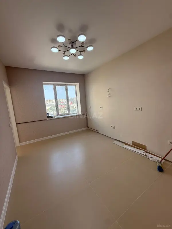 Satılır 2 otaqlı mənzil 70 m²