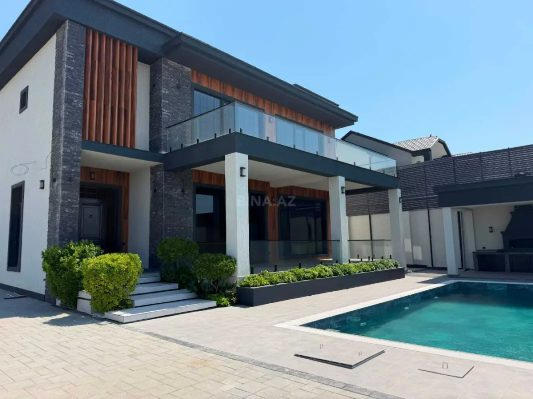 Satılır 5 otaqlı həyət evi 380 m²