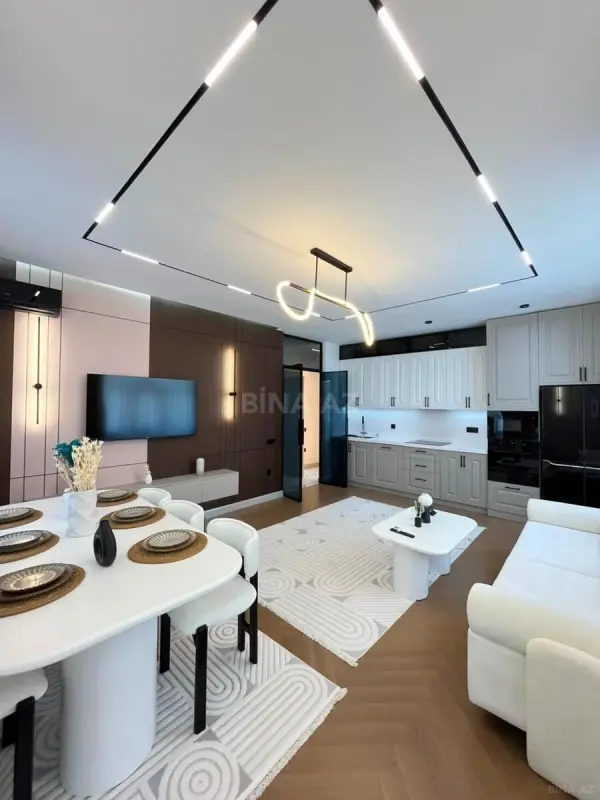 Satılır 3 otaqlı mənzil 93 m²