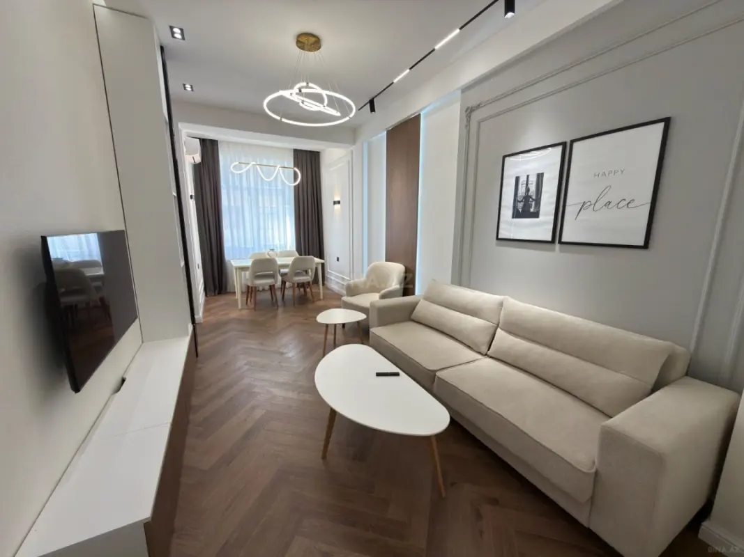 Satılır 3 otaqlı mənzil 115 m²