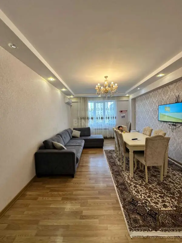 Satılır 3 otaqlı mənzil 110 m²