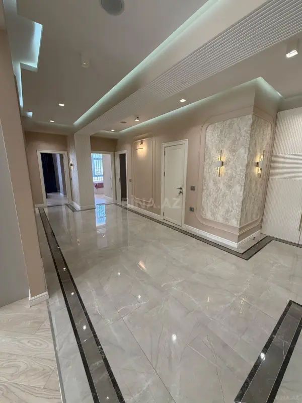Kirayə verilir 4 otaqlı mənzil 160 m²
