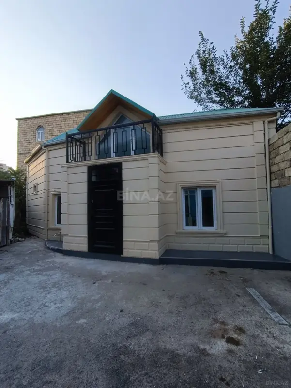 Satılır 4 otaqlı həyət evi 100 m²