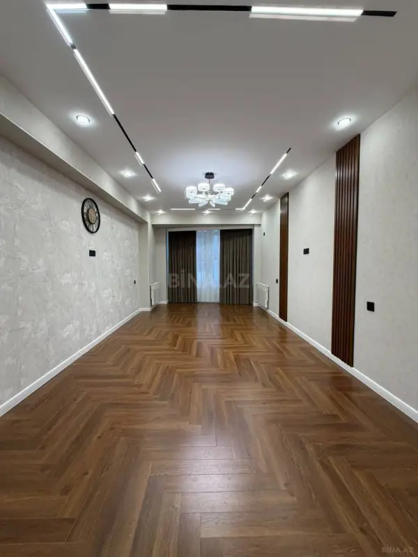 Satılır 3 otaqlı mənzil 110 m²