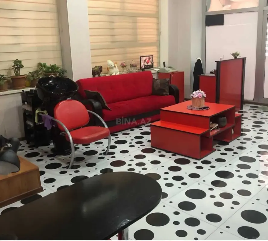 Satılır obyekt 59.3 m²