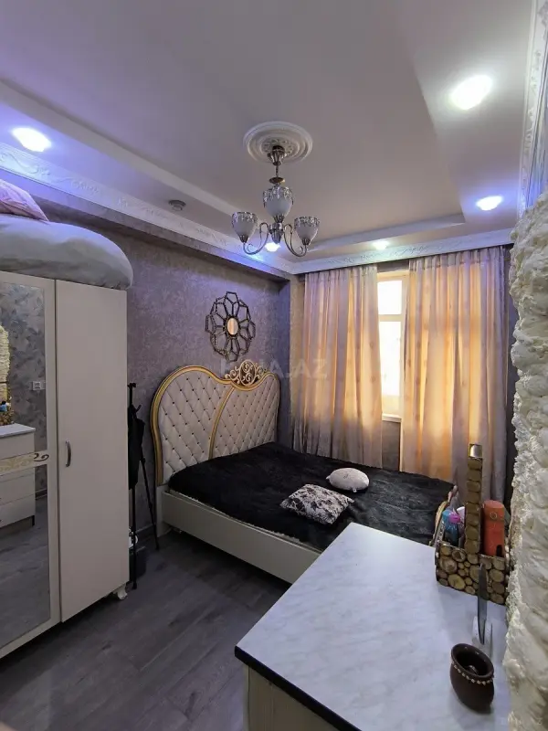 Kirayə verilir 2 otaqlı mənzil 79 m²