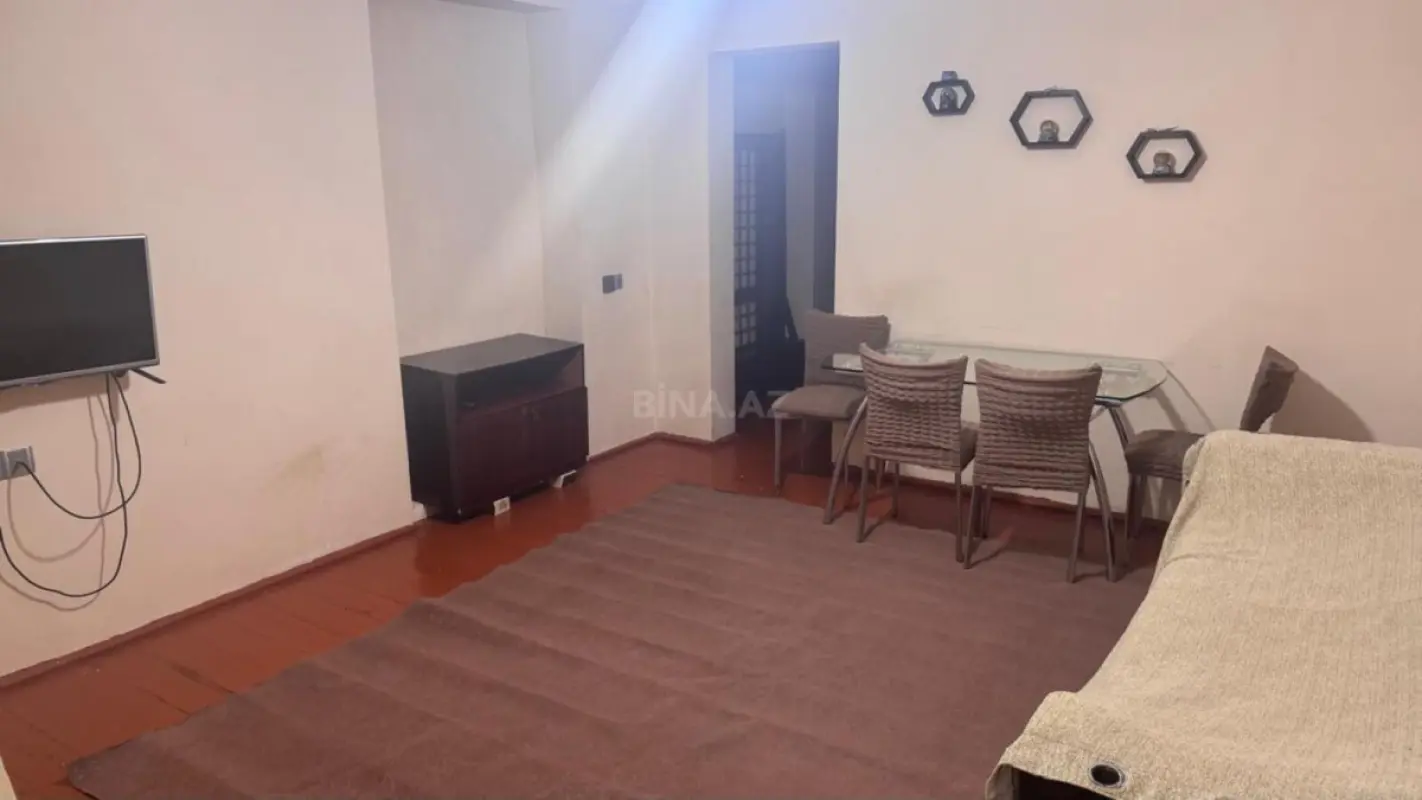 Kirayə verilir 3 otaqlı həyət evi 80 m²