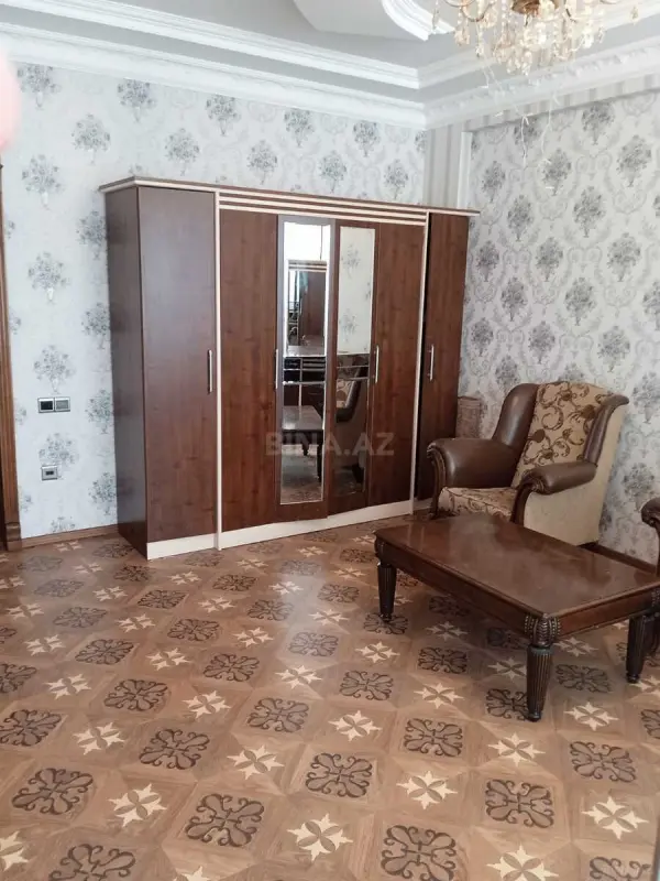 Kirayə verilir 2 otaqlı mənzil 85 m²