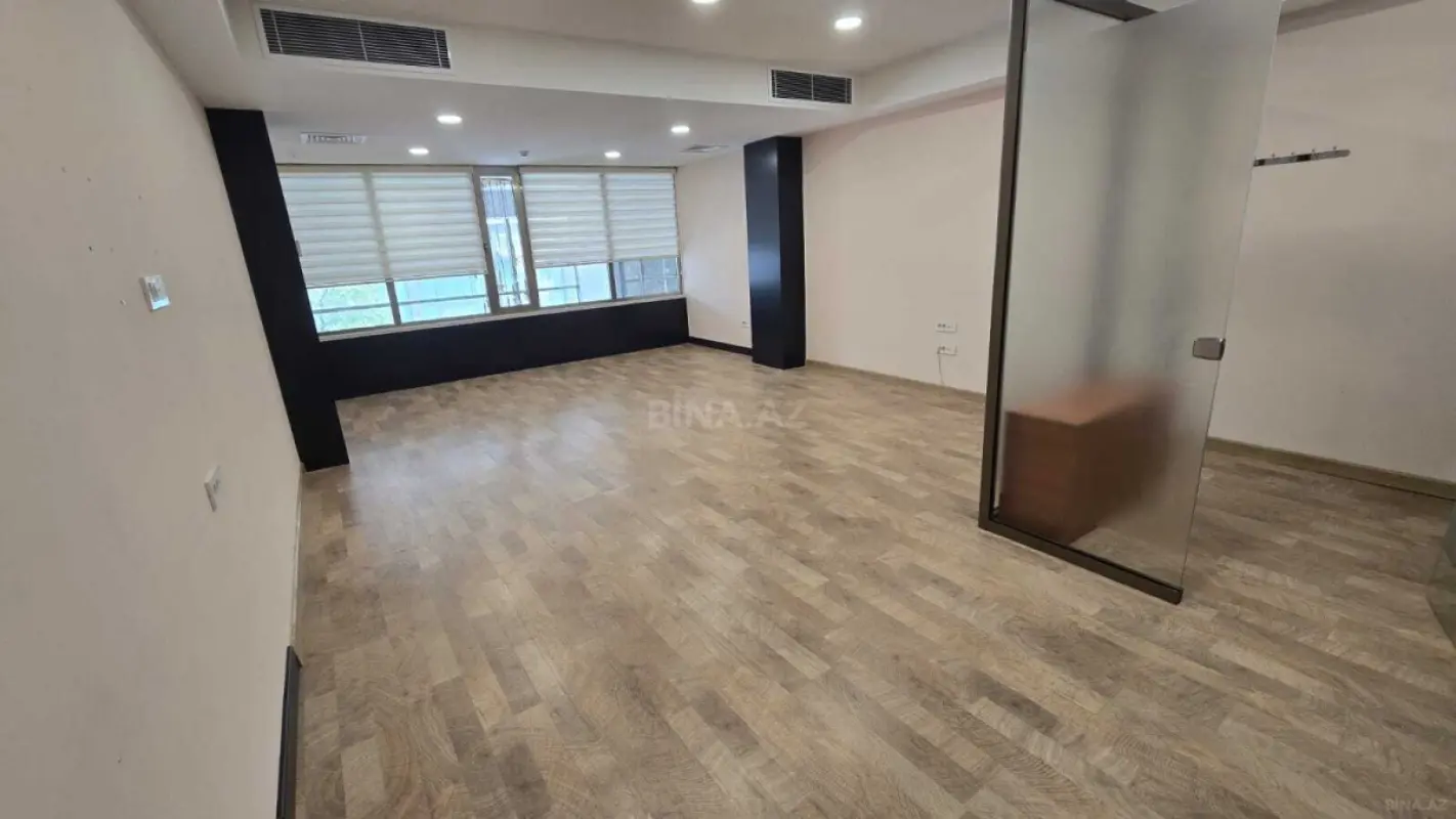 Kirayə verilir 1 otaqlı ofis 45 m²