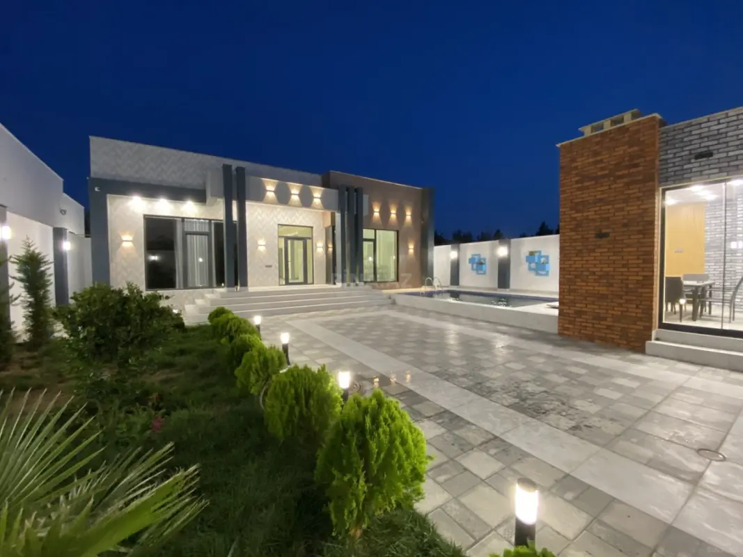 Satılır 4 otaqlı həyət evi 155 m²