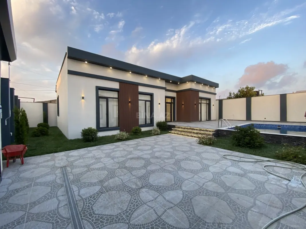 Satılır 4 otaqlı həyət evi 170 m²