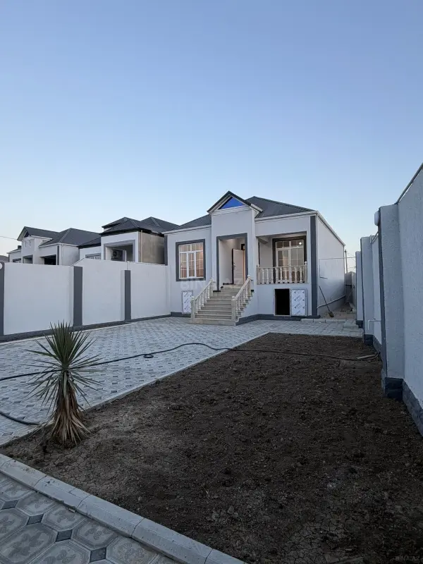 Satılır 3 otaqlı həyət evi 100 m²