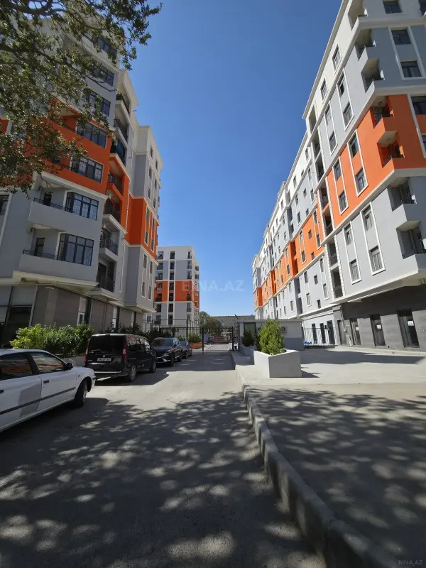 Satılır 3 otaqlı mənzil 93.8 m²