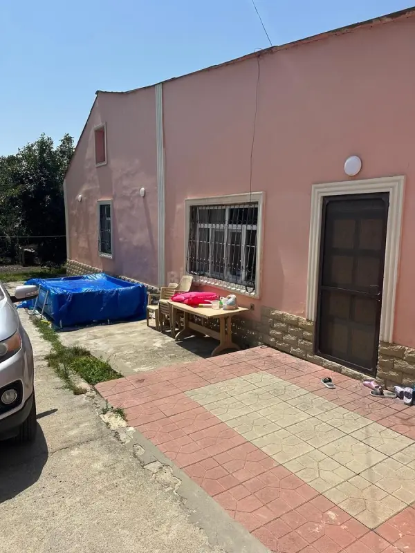 Satılır 5 otaqlı həyət evi 160 m²