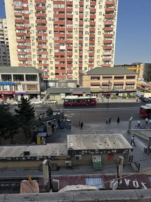 Satılır 2 otaqlı mənzil 51 m²